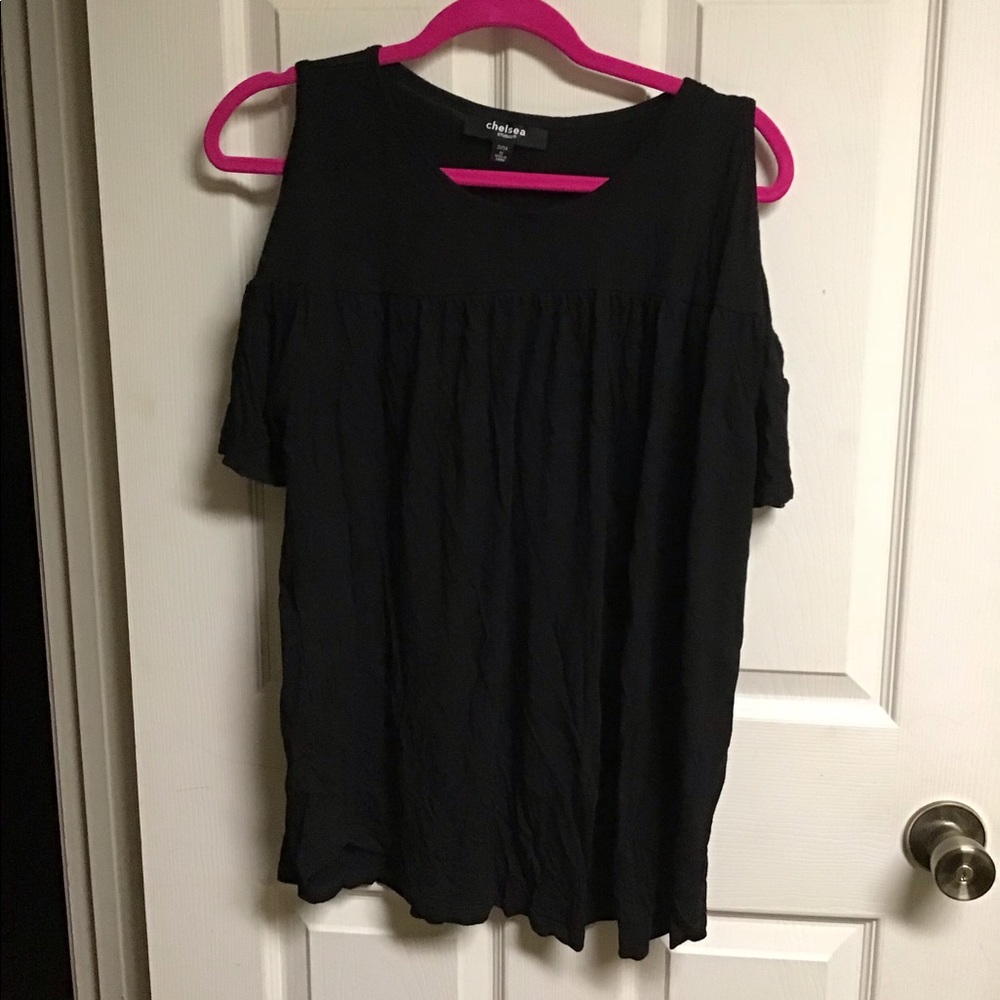 Women’s 22/24 cold shoulder top